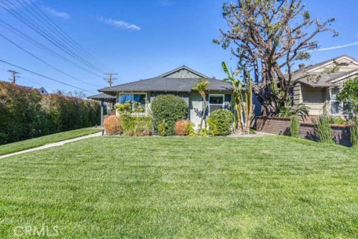 3 Bed Home for Sale in Burbank, California