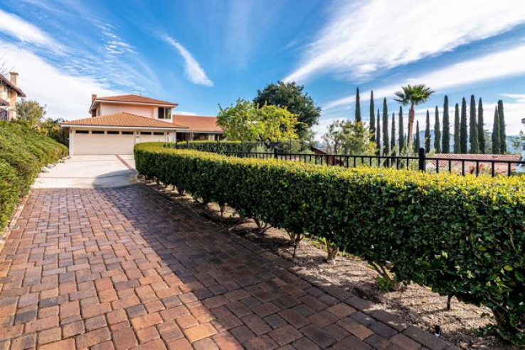 4 Bed Home for Sale in Westlake Village, California
