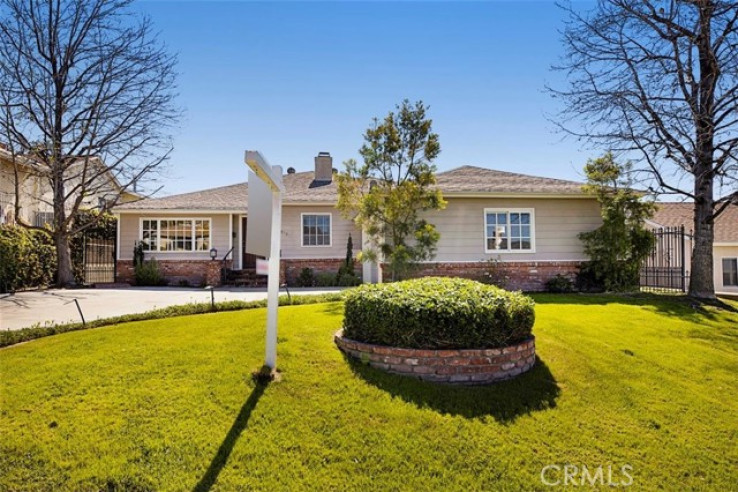 3 Bed Home for Sale in Burbank, California