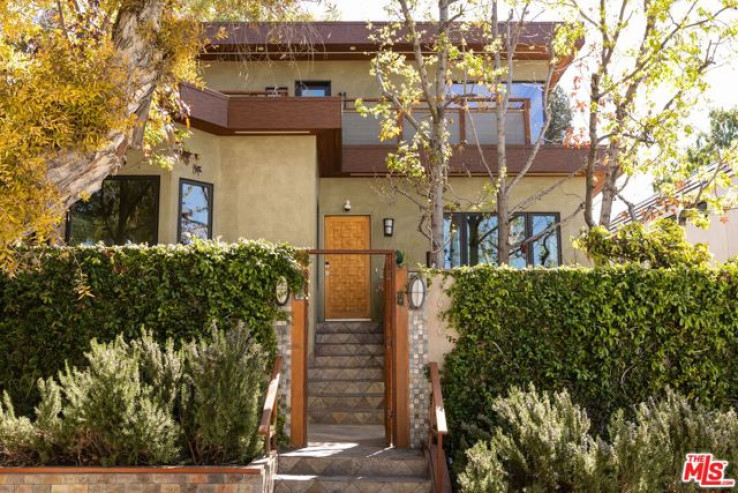 3 Bed Home for Sale in Los Angeles, California