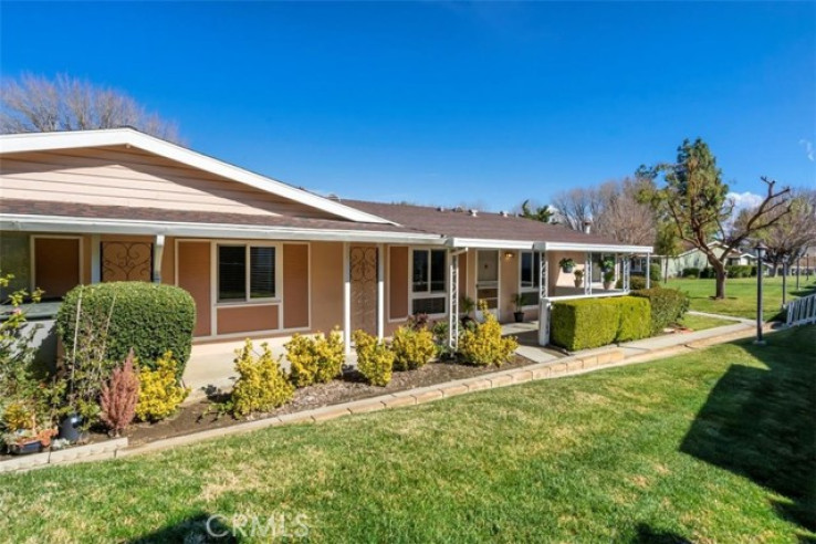 2 Bed Home for Sale in Newhall, California