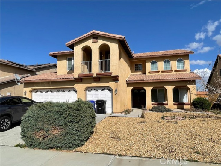 Residential Home in Victorville