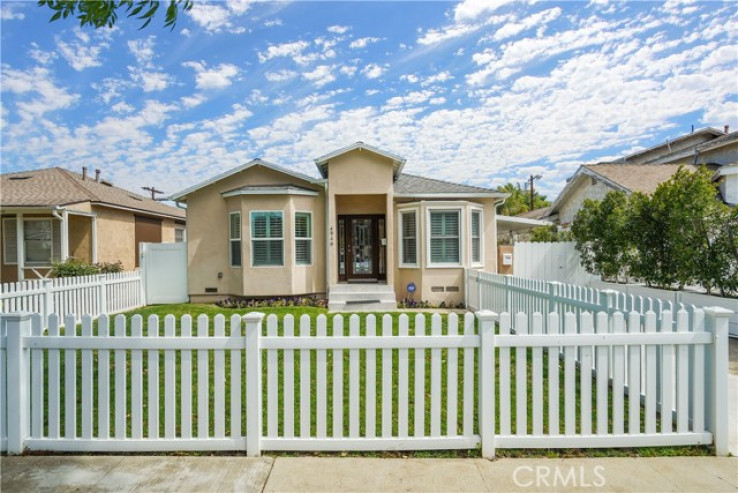 4 Bed Home for Sale in Encino, California