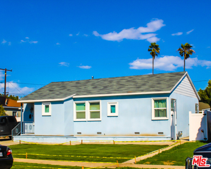 Residential Home in Compton S of Rosecrans, E of Central,W of Ala