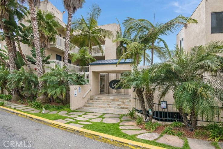 2 Bed Home for Sale in Playa del Rey, California