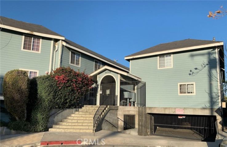 2 Bed Home for Sale in North Hollywood, California