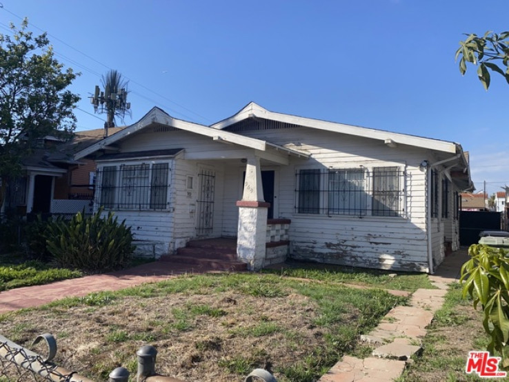  Income Home for Sale in Los Angeles, California