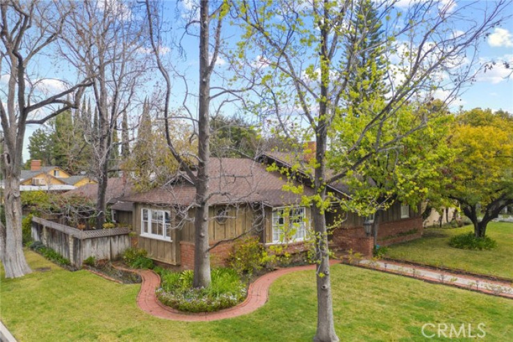 Residential Home in Sherman Oaks