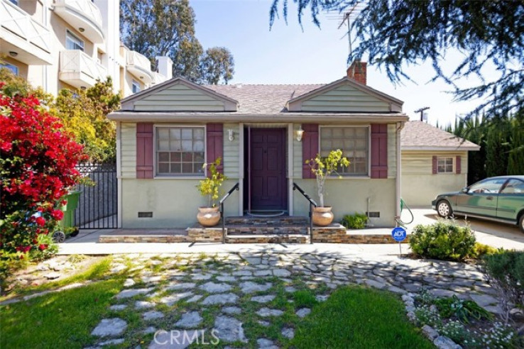 2 Bed Home for Sale in North Hollywood, California