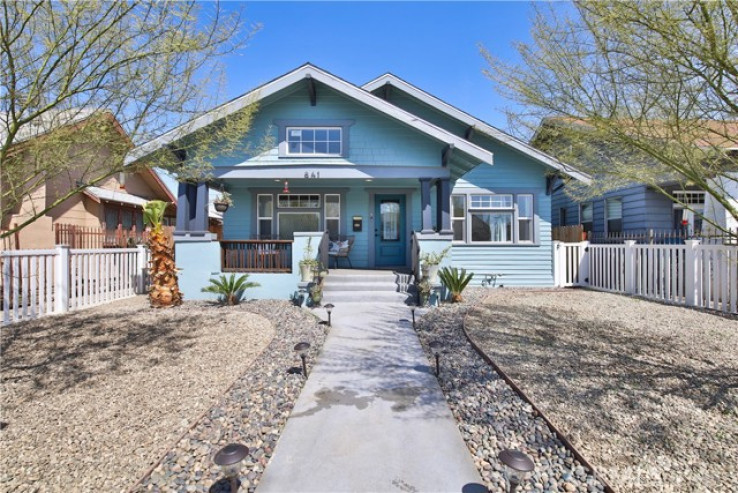Residential Home in Los Angeles Southwest