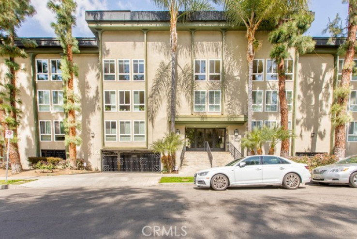 2 Bed Home for Sale in Los Angeles, California