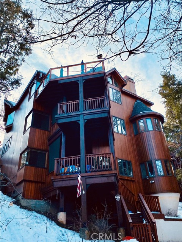 5 Bed Home for Sale in Lake Arrowhead, California