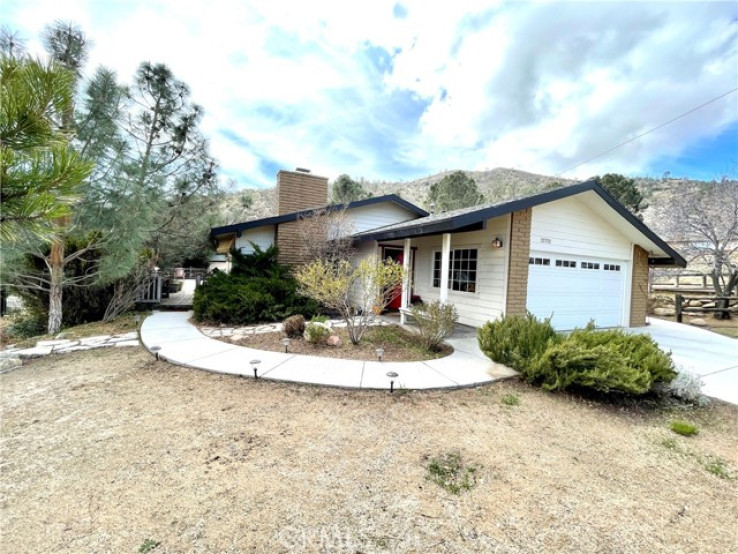 3 Bed Home for Sale in Tehachapi, California