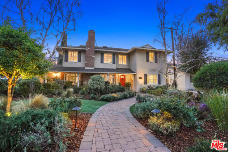 5 Bed Home for Sale in Valley Village, California