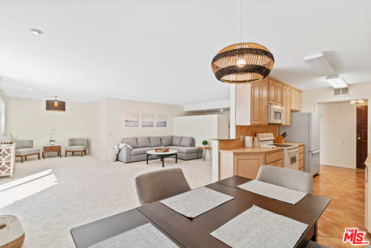 2 Bed Home for Sale in Encino, California