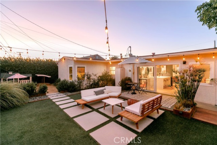 3 Bed Home for Sale in Hawthorne, California
