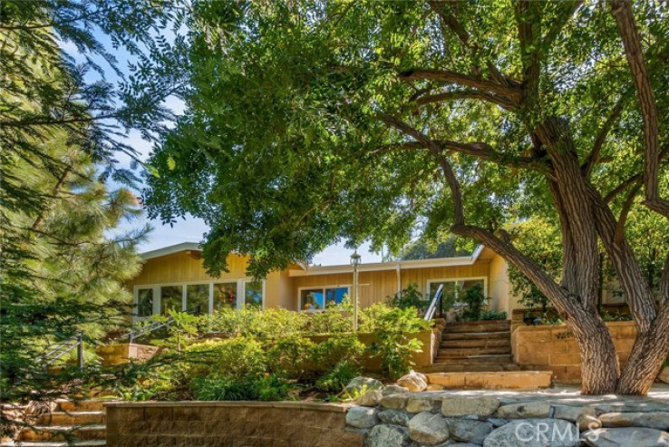 3 Bed Home for Sale in Encino, California