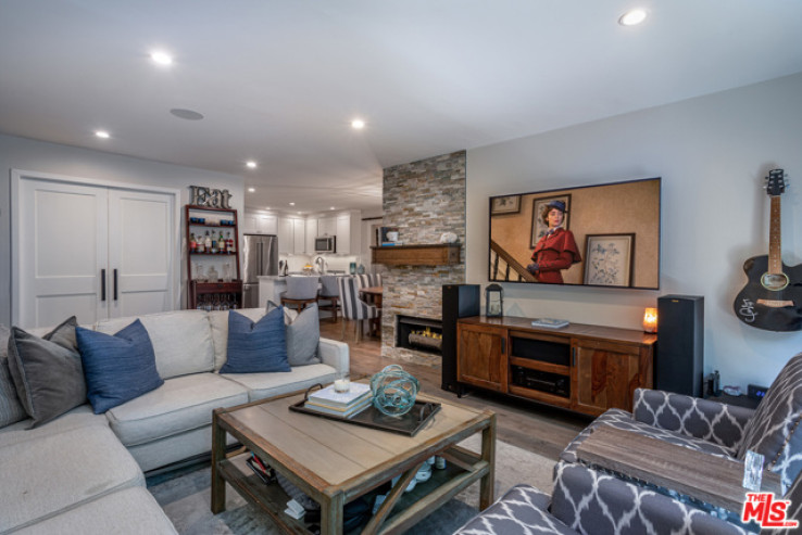 2 Bed Home for Sale in Los Angeles, California