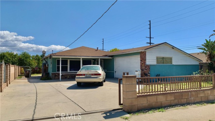 3 Bed Home for Sale in Sun Valley, California