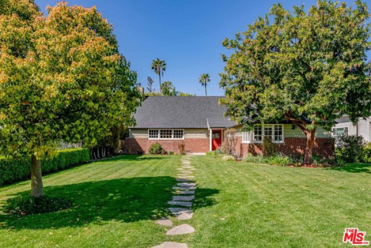 3 Bed Home for Sale in Valley Village, California
