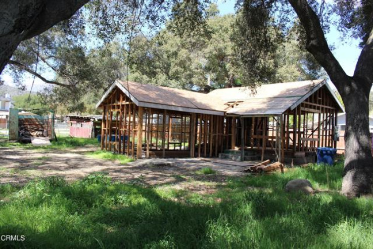 1 Bed Home for Sale in Oak View, California
