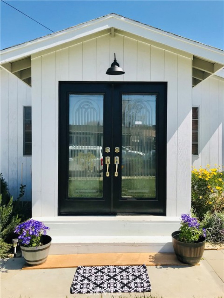 1 Bed Home for Sale in Newhall, California