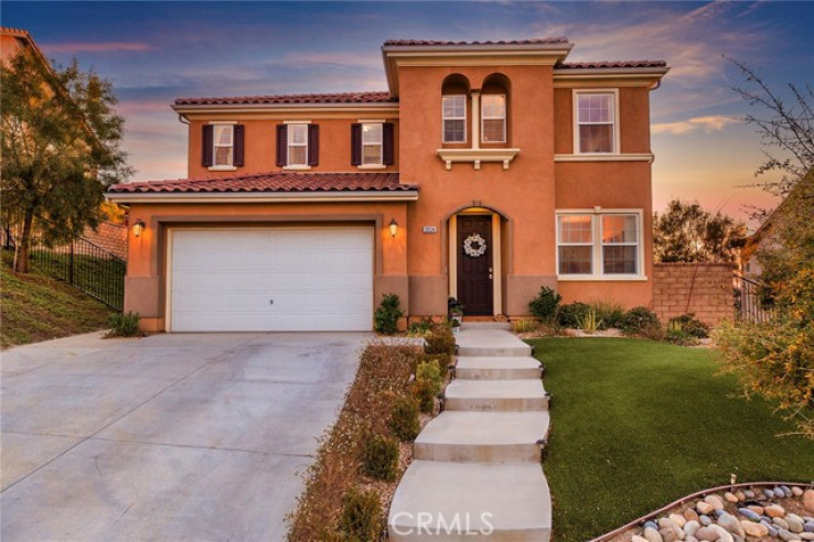 5 Bed Home for Sale in Saugus, California