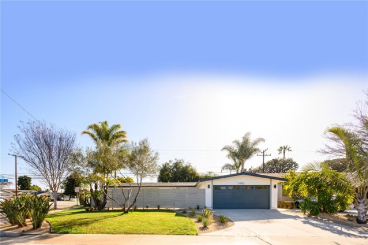 3 Bed Home for Sale in Costa Mesa, California