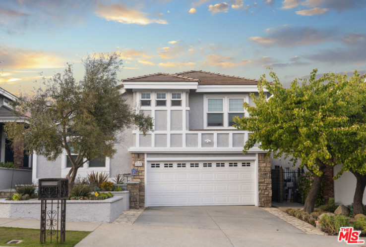 3 Bed Home for Sale in Playa del Rey, California