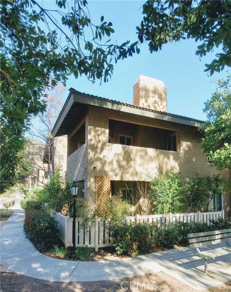2 Bed Home for Sale in Thousand Oaks, California