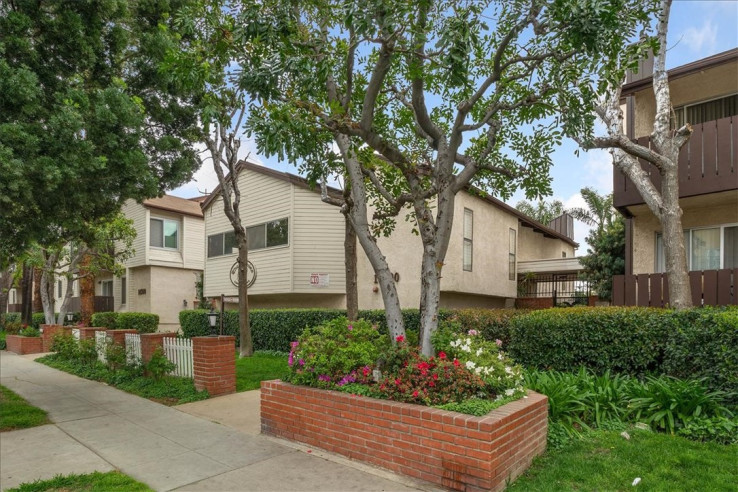 Residential Home in Van Nuys