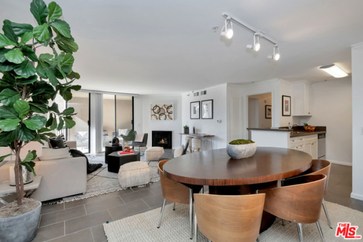 2 Bed Home for Sale in Los Angeles, California
