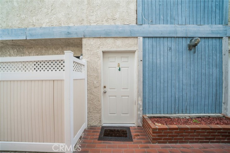 2 Bed Home for Sale in Valley Village, California