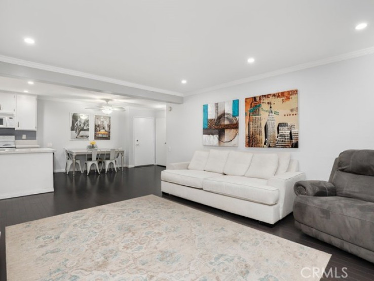 Residential Home in Encino