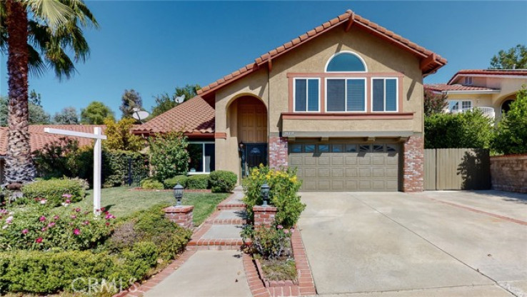 4 Bed Home for Sale in Saugus, California