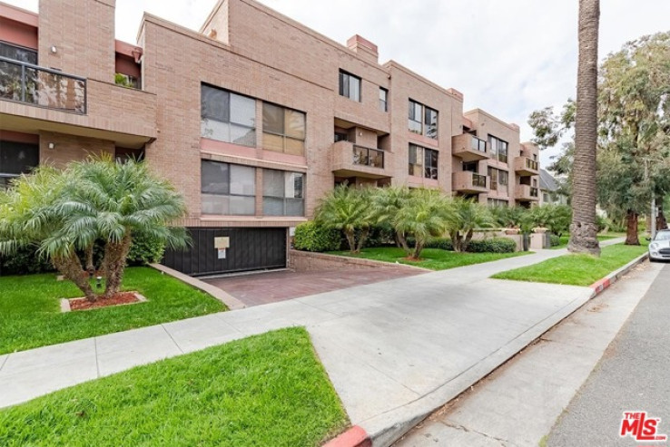 2 Bed Home for Sale in Beverly Hills, California