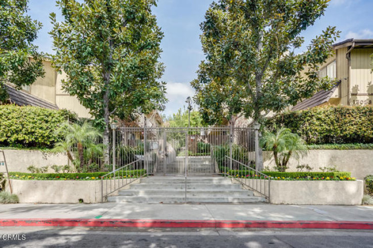 3 Bed Home for Sale in Van Nuys, California