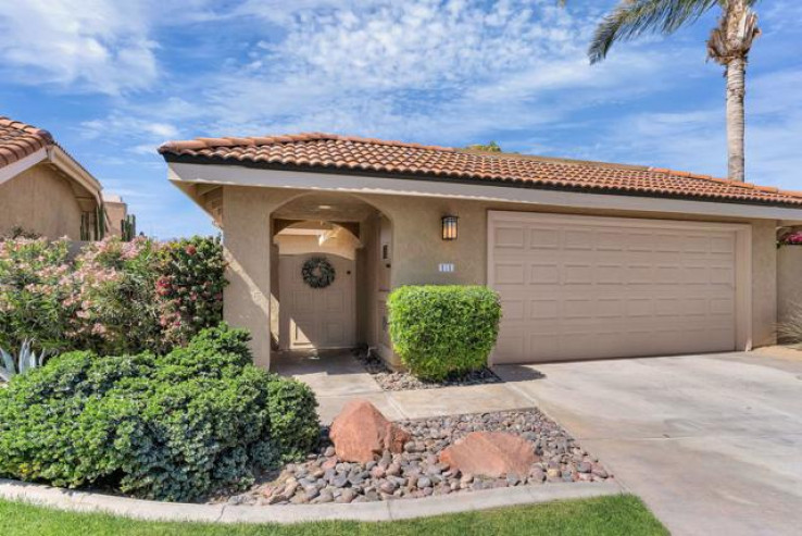 2 Bed Home for Sale in Palm Desert, California