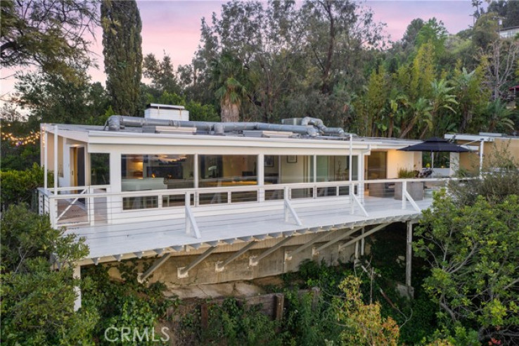 2 Bed Home for Sale in Los Angeles, California