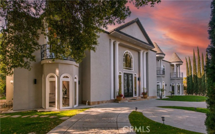 Residential Home in Encino