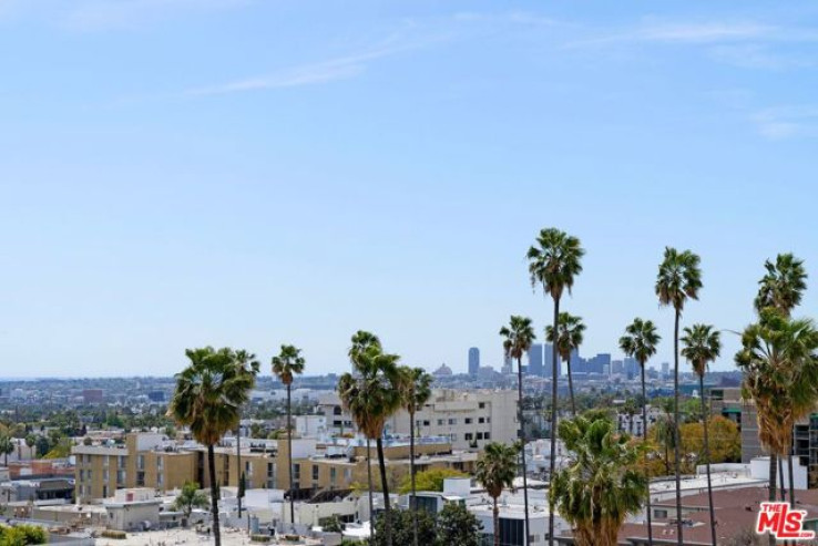 1 Bed Home for Sale in Los Angeles, California