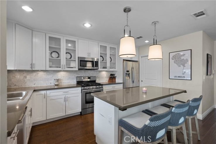 4 Bed Home for Sale in Culver City, California