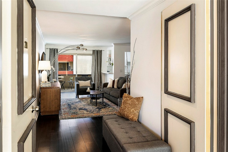 1 Bed Home for Sale in Culver City, California