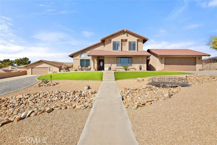 Residential Home in Apple Valley