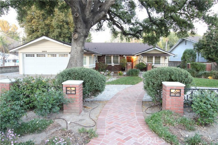 3 Bed Home for Sale in Newhall, California