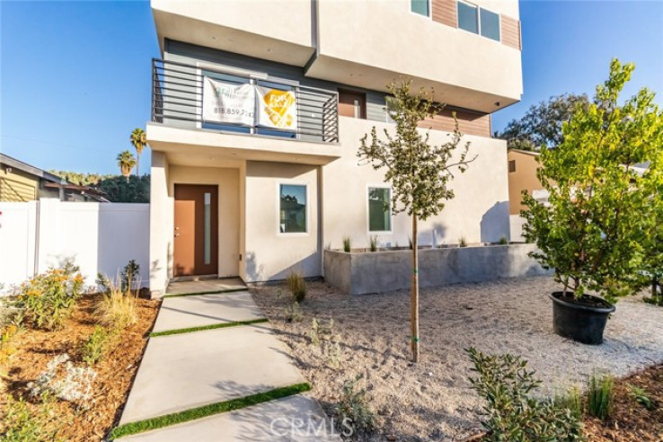 Residential Income in Silver Lake