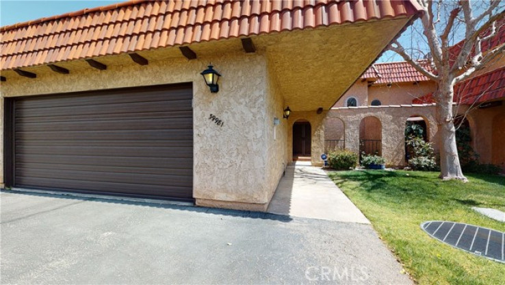 Residential Home in Palmdale