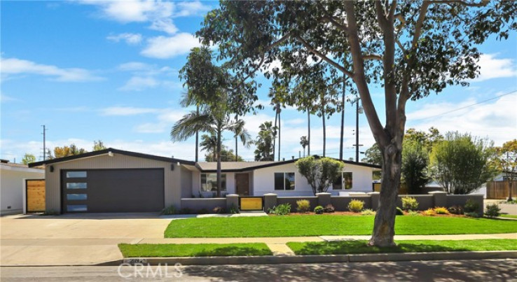 Residential Home in Central Costa Mesa