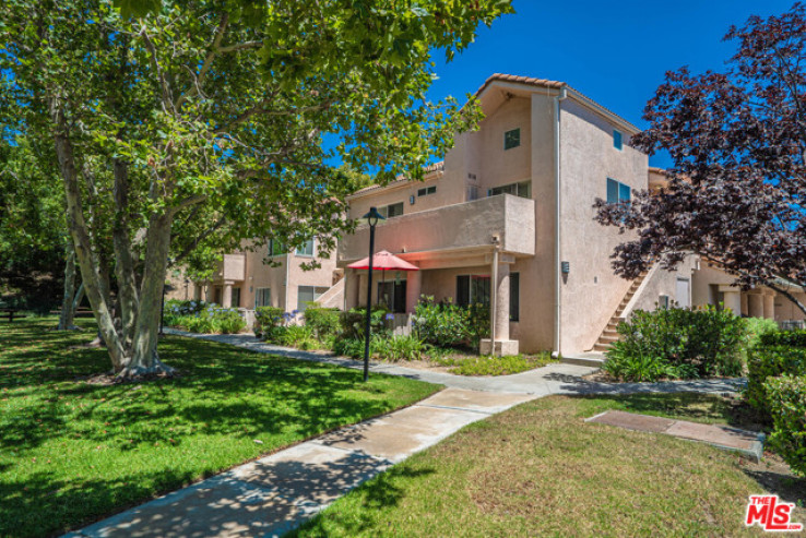 2 Bed Home for Sale in Newhall, California