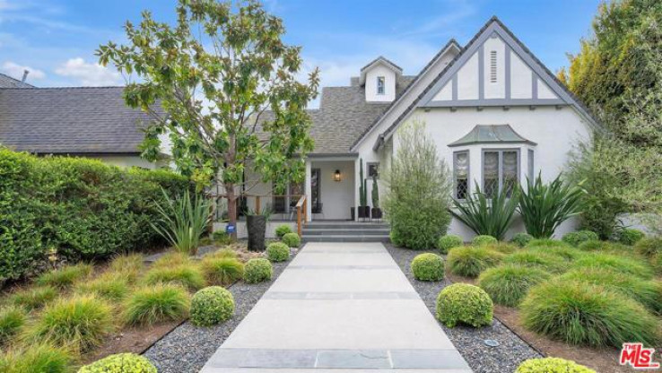 4 Bed Home for Sale in Santa Monica, California